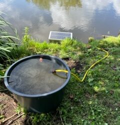 Waterstroom op zonnekracht